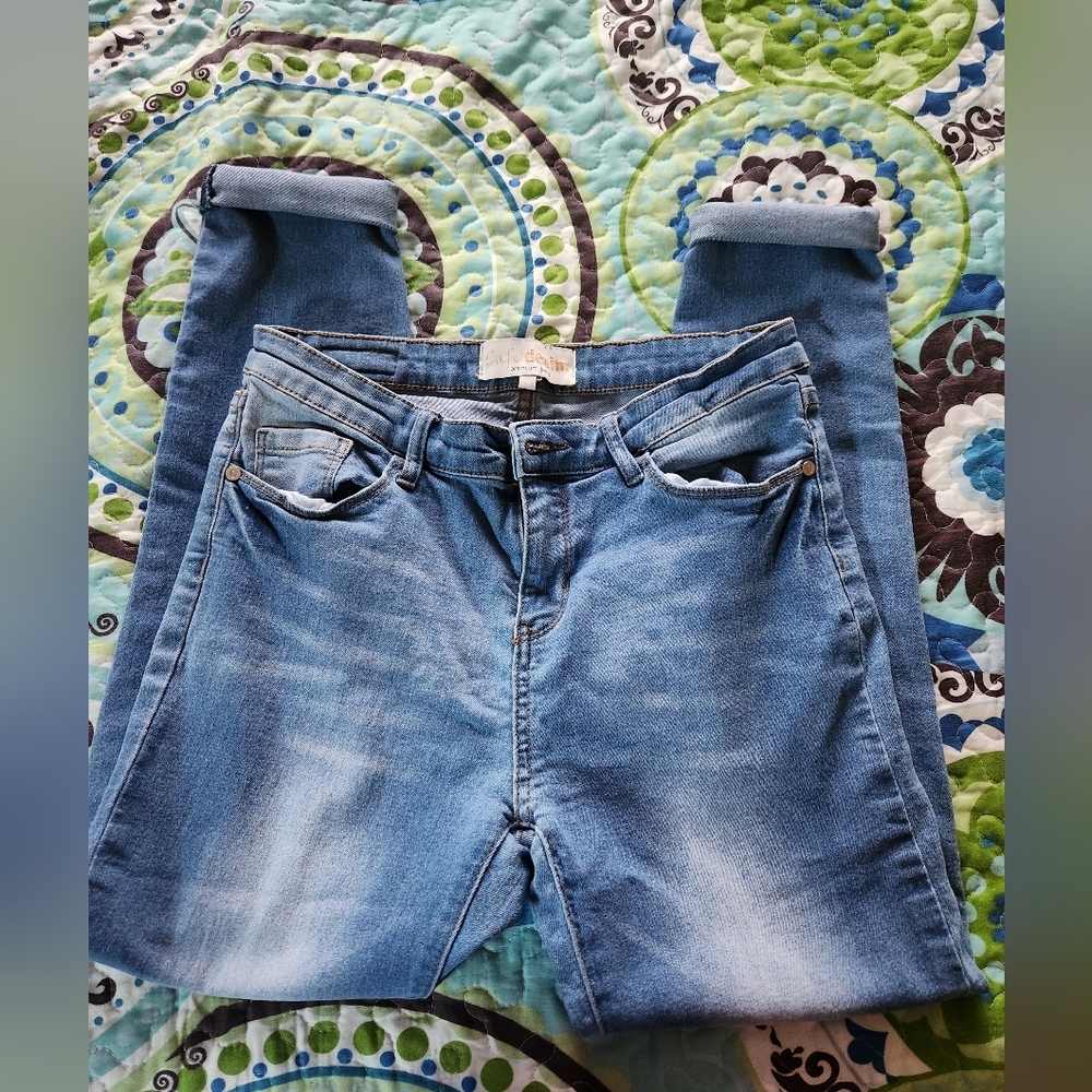 Juniors cafe denim jean